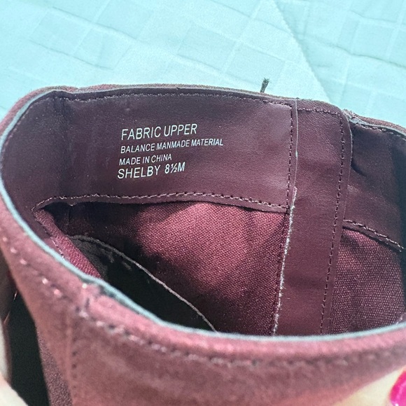 NWT Violet & Red Maroon Booties 8.5 - Picture 5 of 6